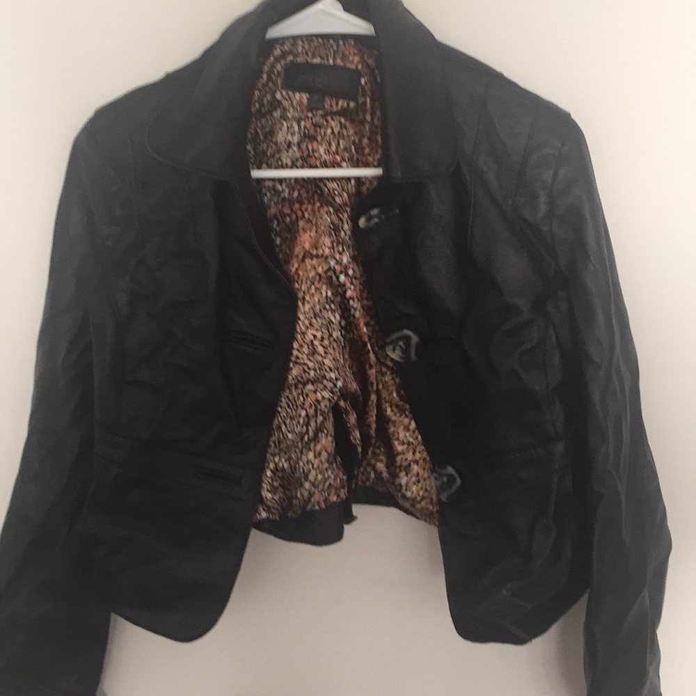 Leather jacket - Picture 2 of 7